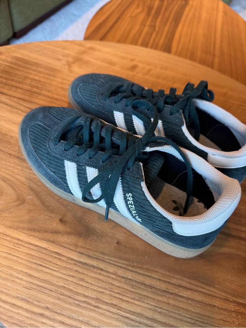 Adidas Spezial Green Suede Ribbed Retro Sneakers